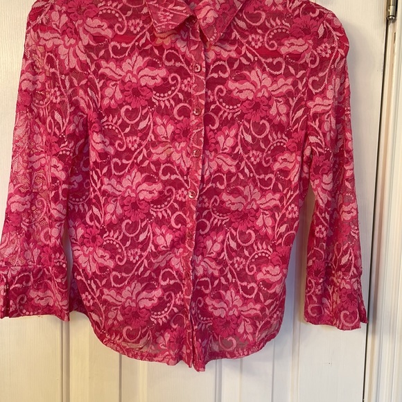 Caché Vintage Pink Lace Shirt - Picture 3 of 7